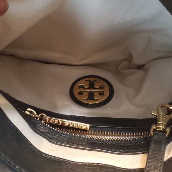 Tory Burch Leather Bag - Picture 11 of 16